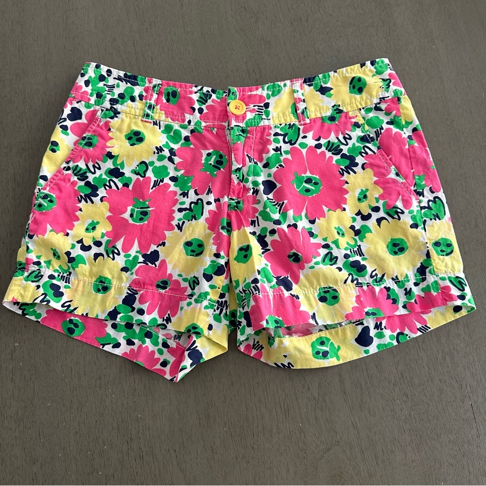 LILLY PULITZER Callahan Short Doodlebug Daisy Print Size 2